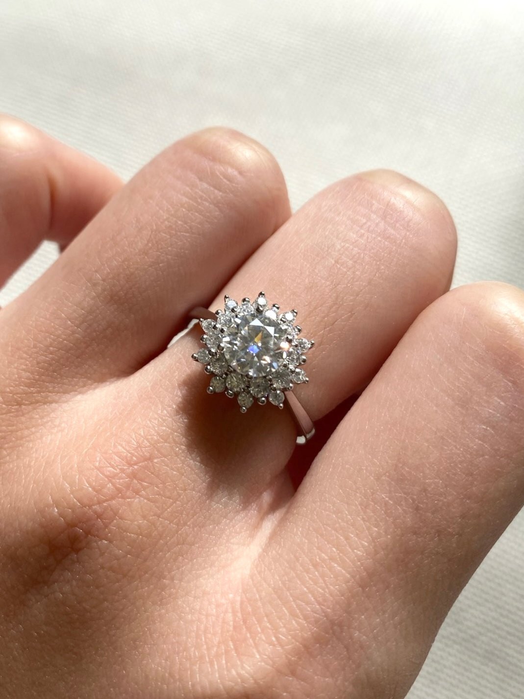 Round Brilliant Halo Cluster Ring Sunburst