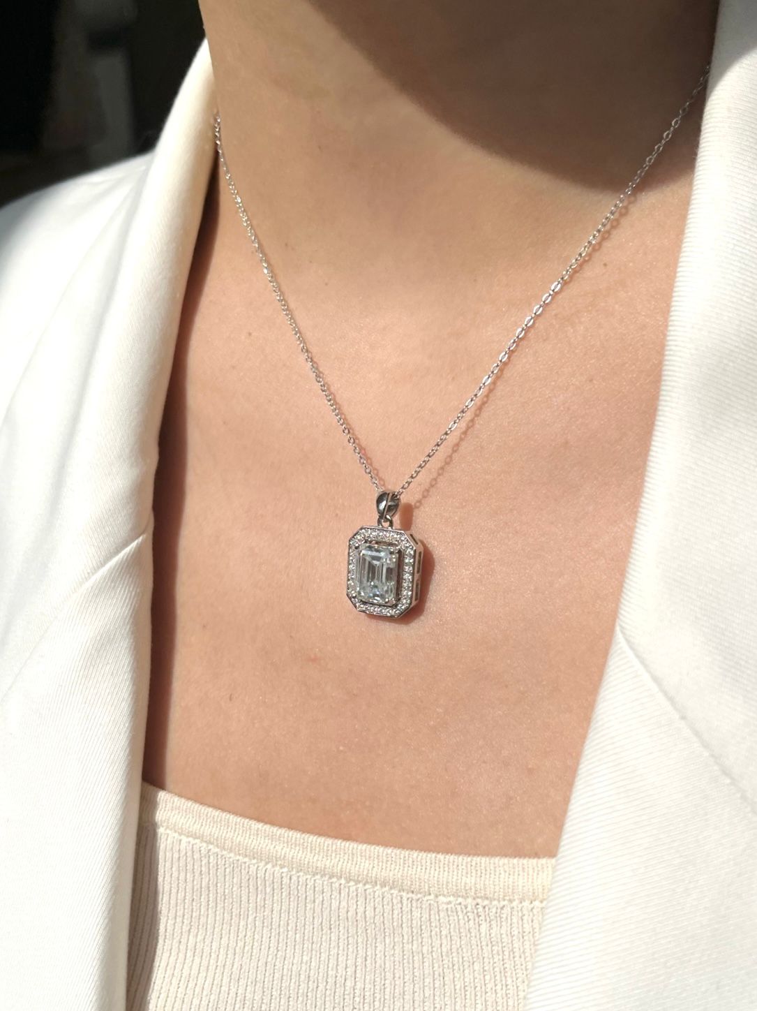 Emerald Pendant Necklace