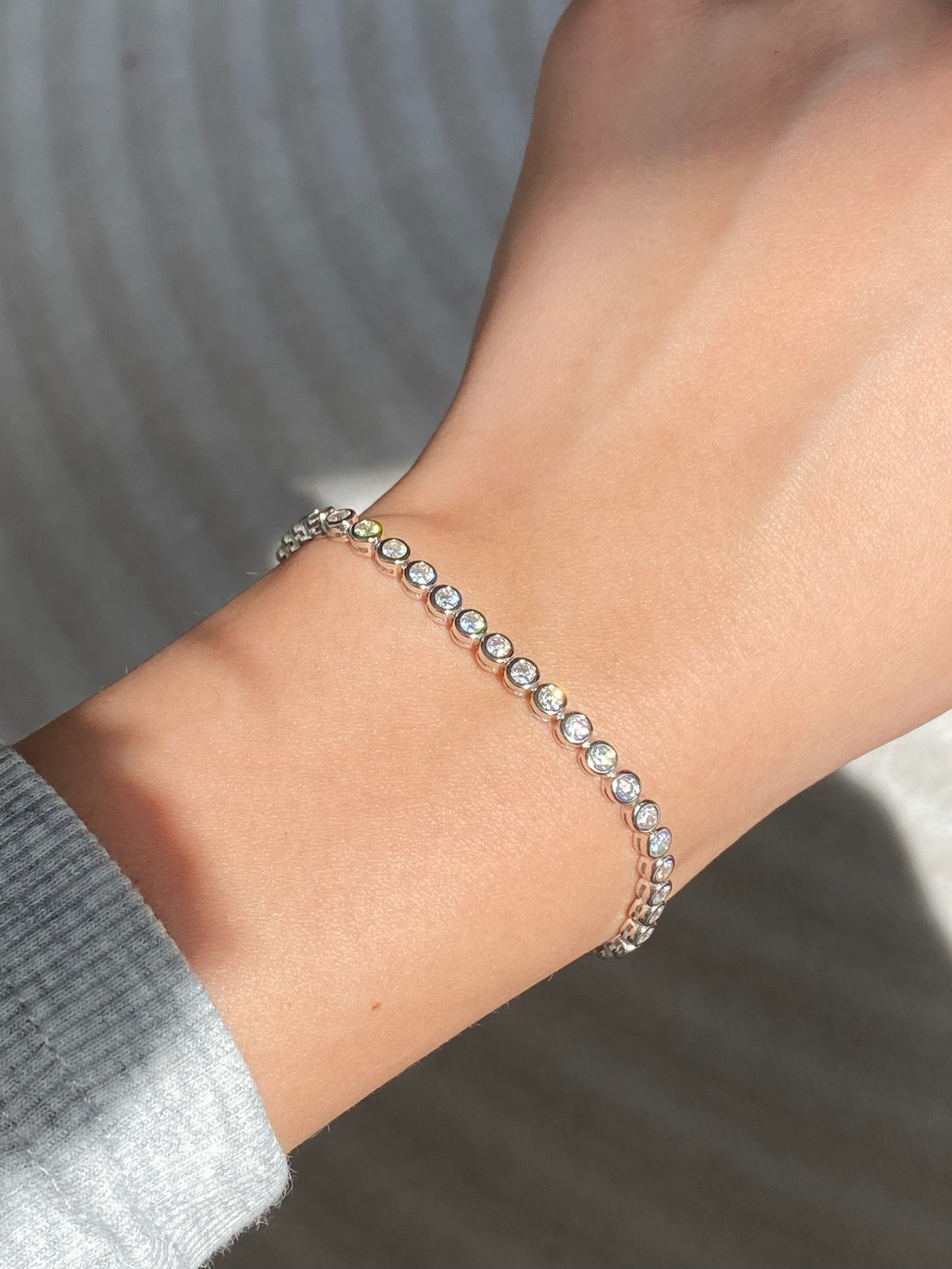 Classic Bezel Tennis Bracelet (2mm) 0.03ct