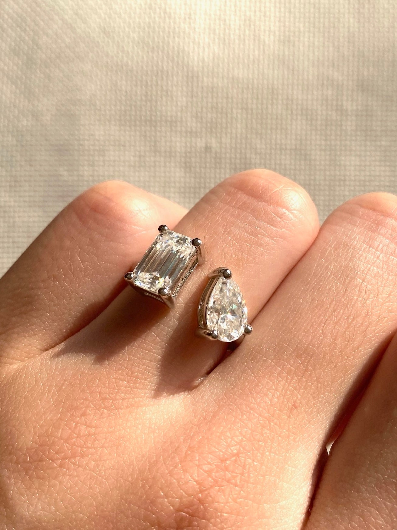 Toi et Moi Emerald and Pear Ring Anniversary Kylie Jenner
