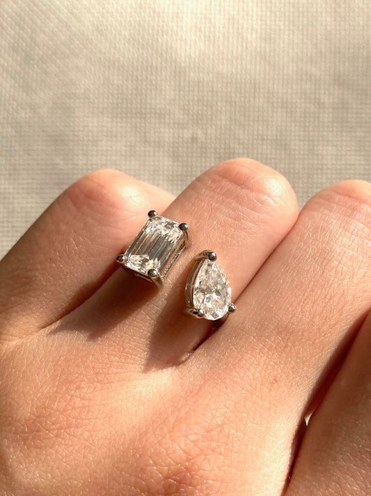 Toi et Moi Emerald and Pear Ring Anniversary Kylie Jenner