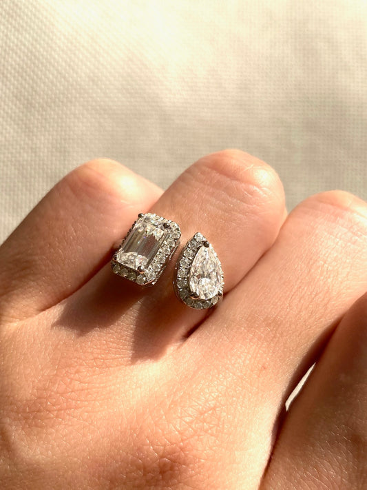 Toi et Moi Emerald and Pear Halo Ring Anniversary Kylie Jenner