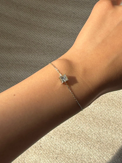 Princess-cut diamond bracelet