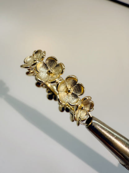 Custom made floral hand engraved ring 18k gold