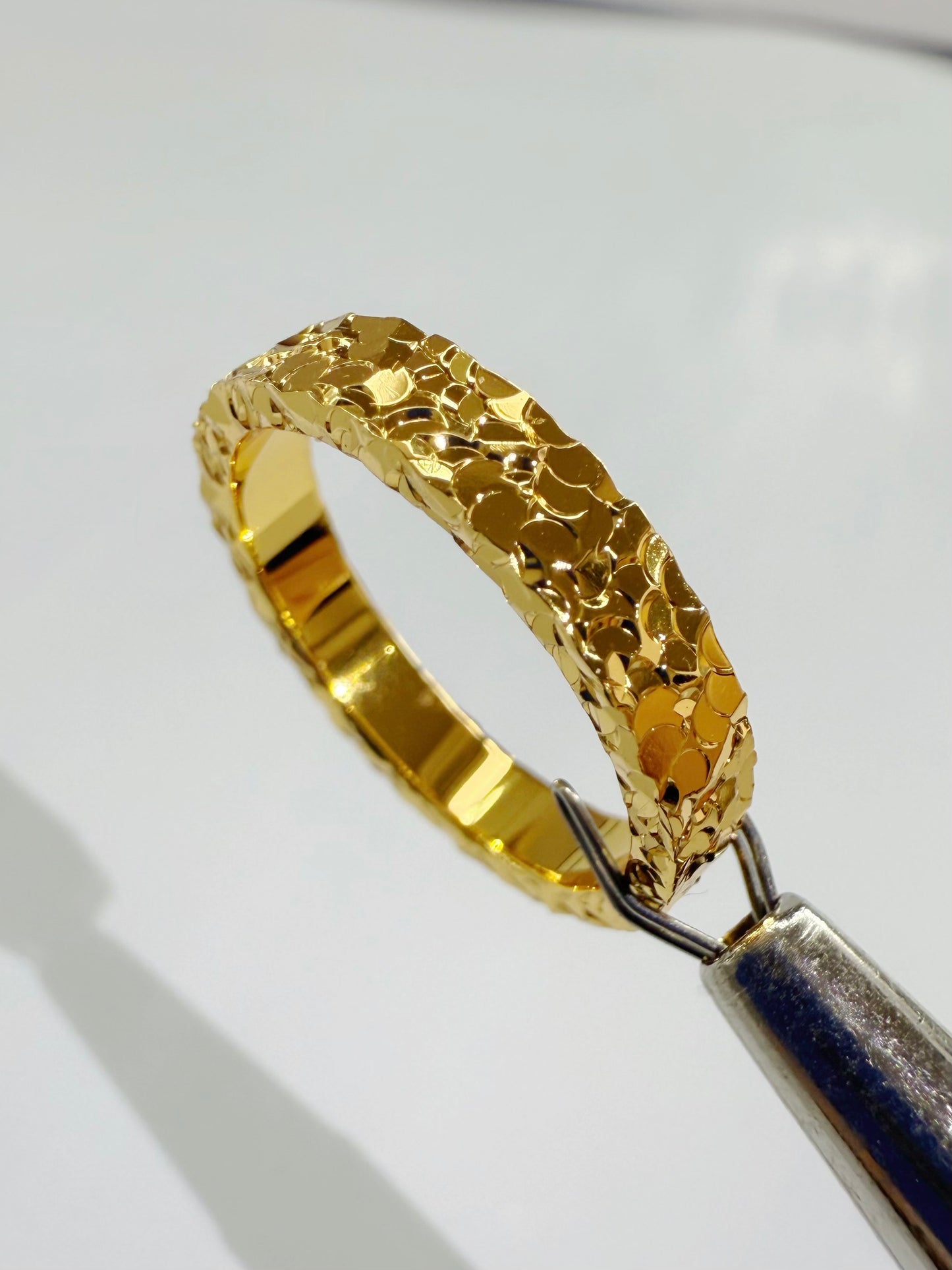 Gold nuggets ring
