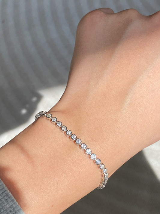 Classic Bezel Tennis Bracelet (2mm) 0.03ct