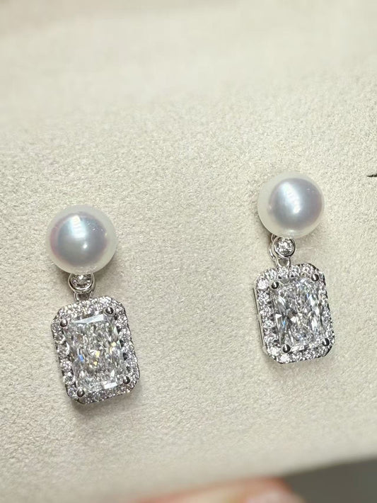 18k gold Akoya Pearl and Halo Radiant earring